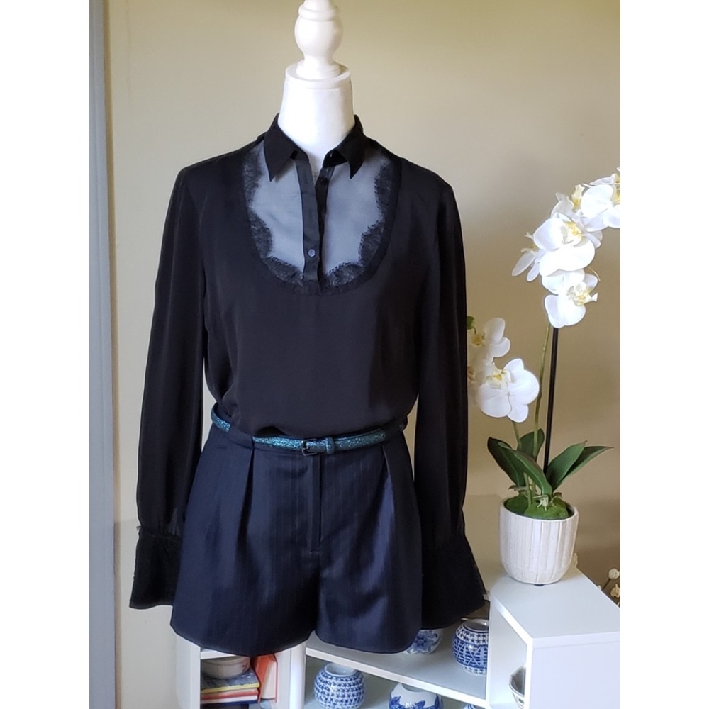Pre owned HONOR LACE INSERT BLACK SILK BLOUSE in great condition